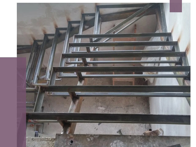 Демонтаж лестниц в Колпине от 4332 руб. 