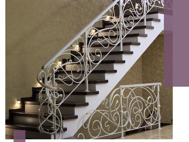 Кованые лестницы под ключ в Колпине — изготовление и монтаж