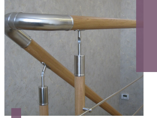 Комбинированные перила на заказ в Колпине — монтаж и производство