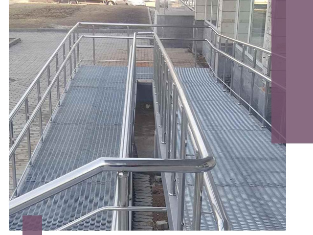 Монтаж пандусов любой сложности в Колпине за короткие сроки