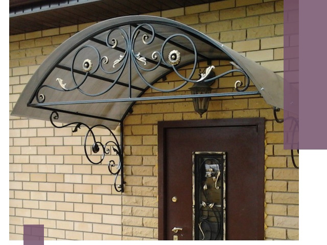 Изготовление козырьков из металла под ключ в Колпине