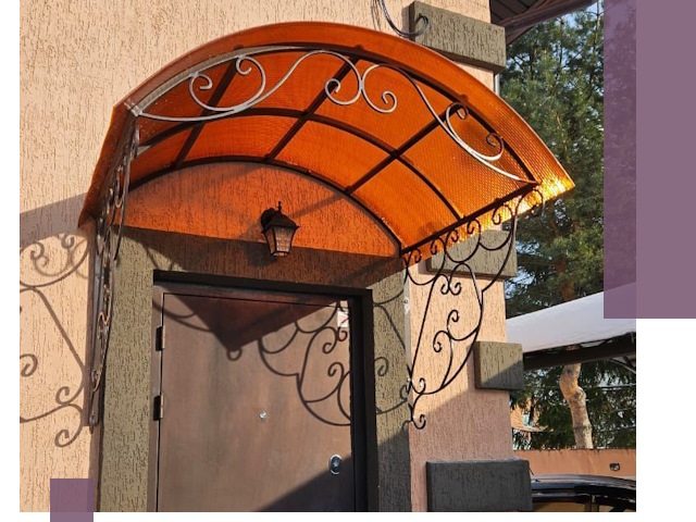 Демонтаж козырьков в Колпине быстро и безопасно