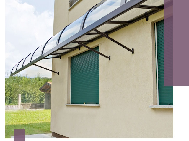 Козырьки над окнами в Колпине — изготовление и монтаж по выгоде