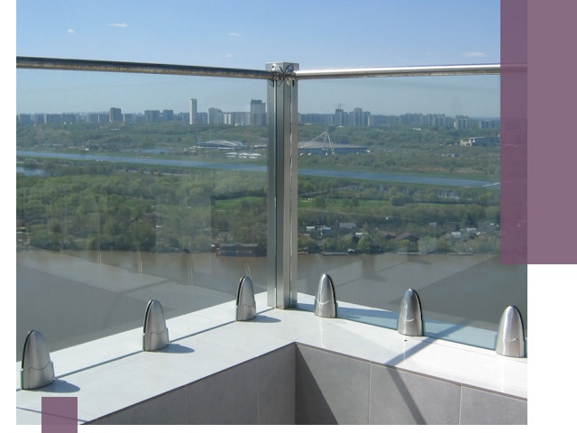 Стеклянные парапеты премиум класса в Колпине для домов и бизнесов