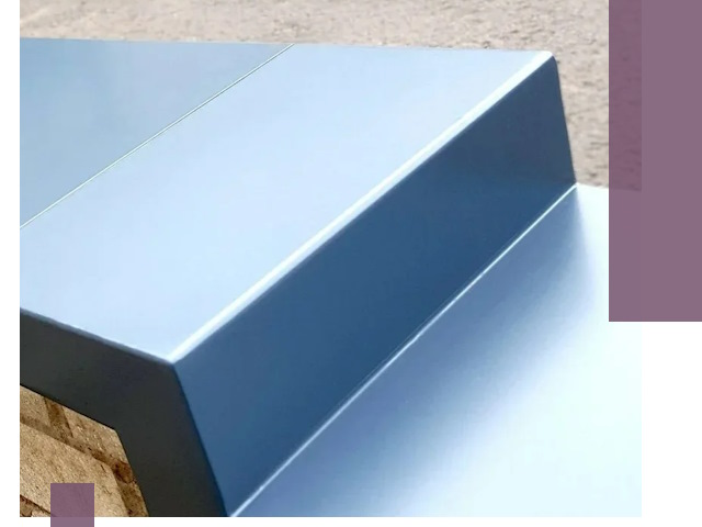 Крышки на парапет в Колпине: изготовление и монтаж под ключ