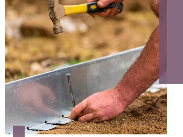 Монтаж металлических бордюров в Колпине быстро и качественно