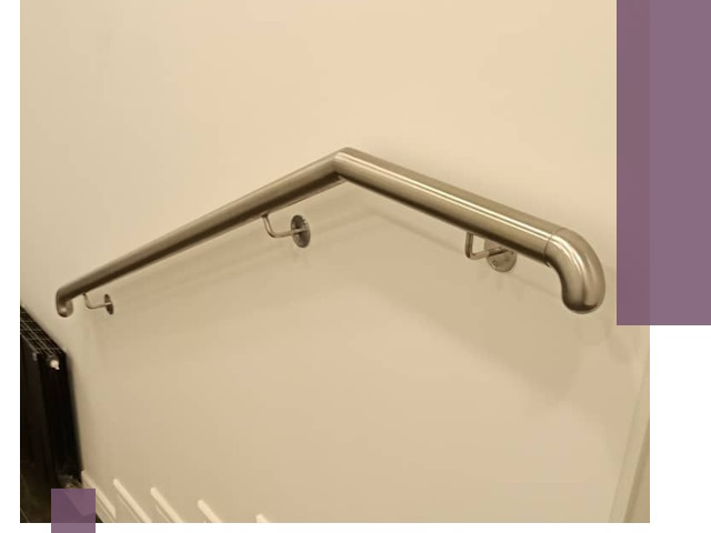 Изготовление пристенных поручней в Колпине под ключ за сроки