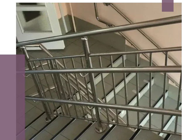 Демонтаж поручней из нержавейки в Колпине от 3610 руб.